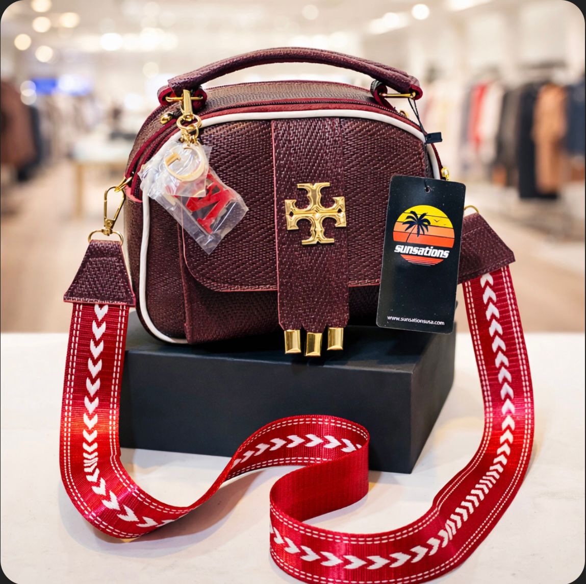 New Stylish Mehron Cross Body Bag for woman's in pakistan